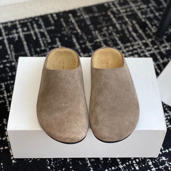 The Row Women’s Slippers - Picture 1 of 9